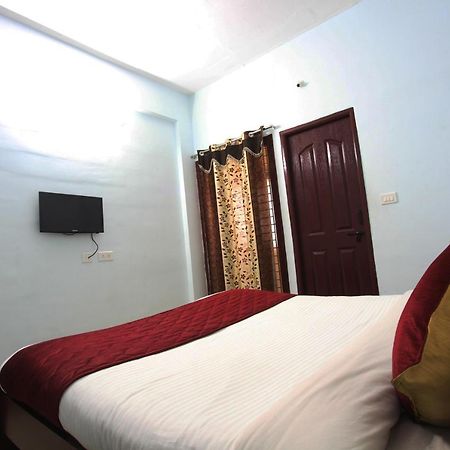 Lakshana Service Apartment - Big Temple Танджавур Екстериор снимка